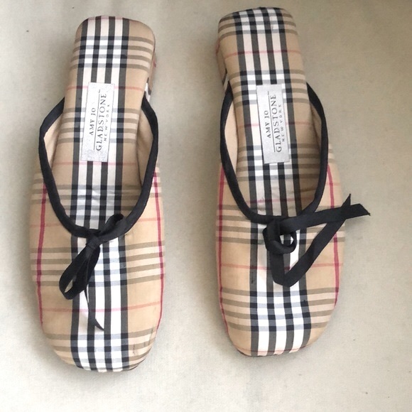 Amy Jo Gladstone NY Plaid Slippers - Picture 3 of 15